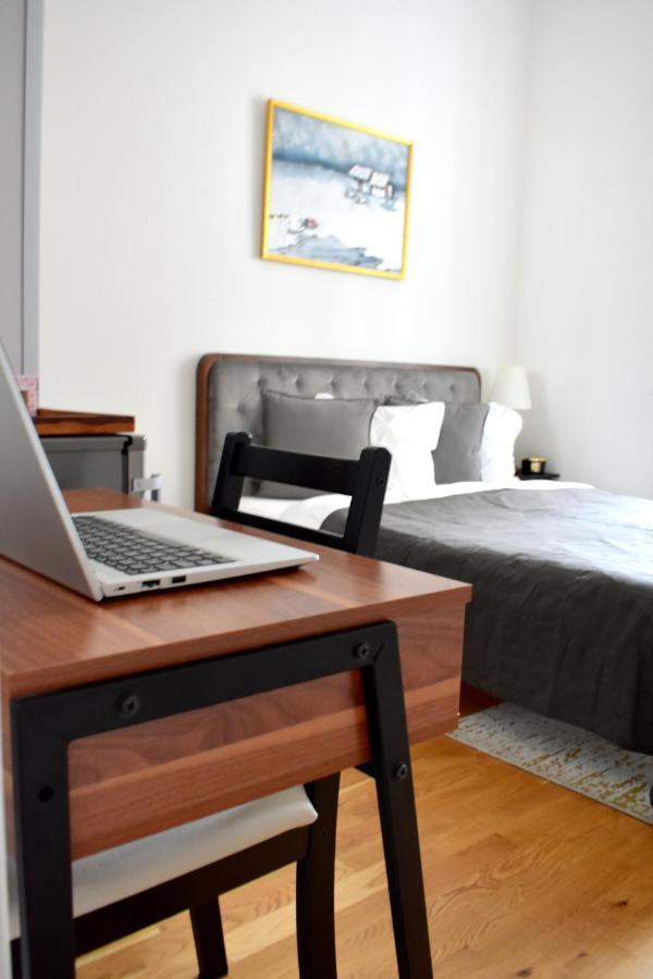Lovely In Center Apartment Prag