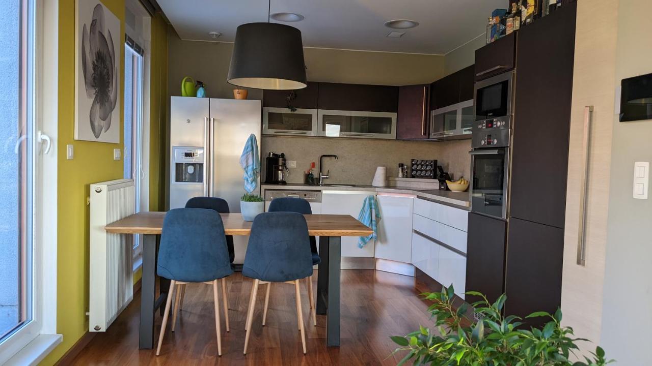 Luxurious Villa-apartment With Spacious Terrace Prag