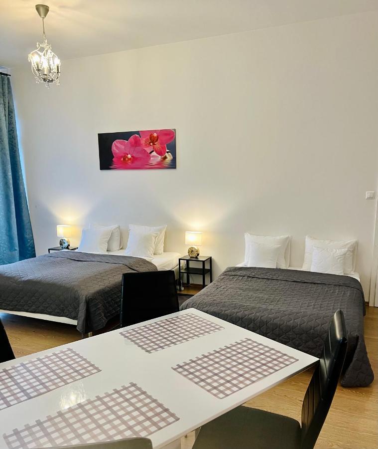 Maria - Free Parking Apartment Prag