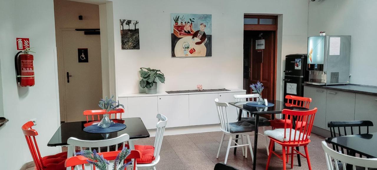 Hostel Safestay Prague Charles Bridge *