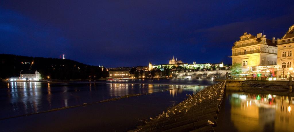 Dusni * Prag