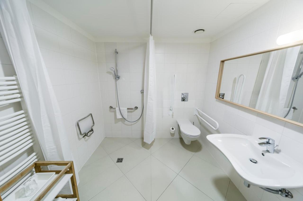 Archibald City Hotel