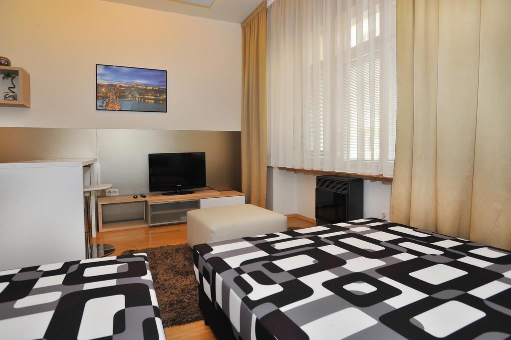 Apartment Near The Old Town Square Prague