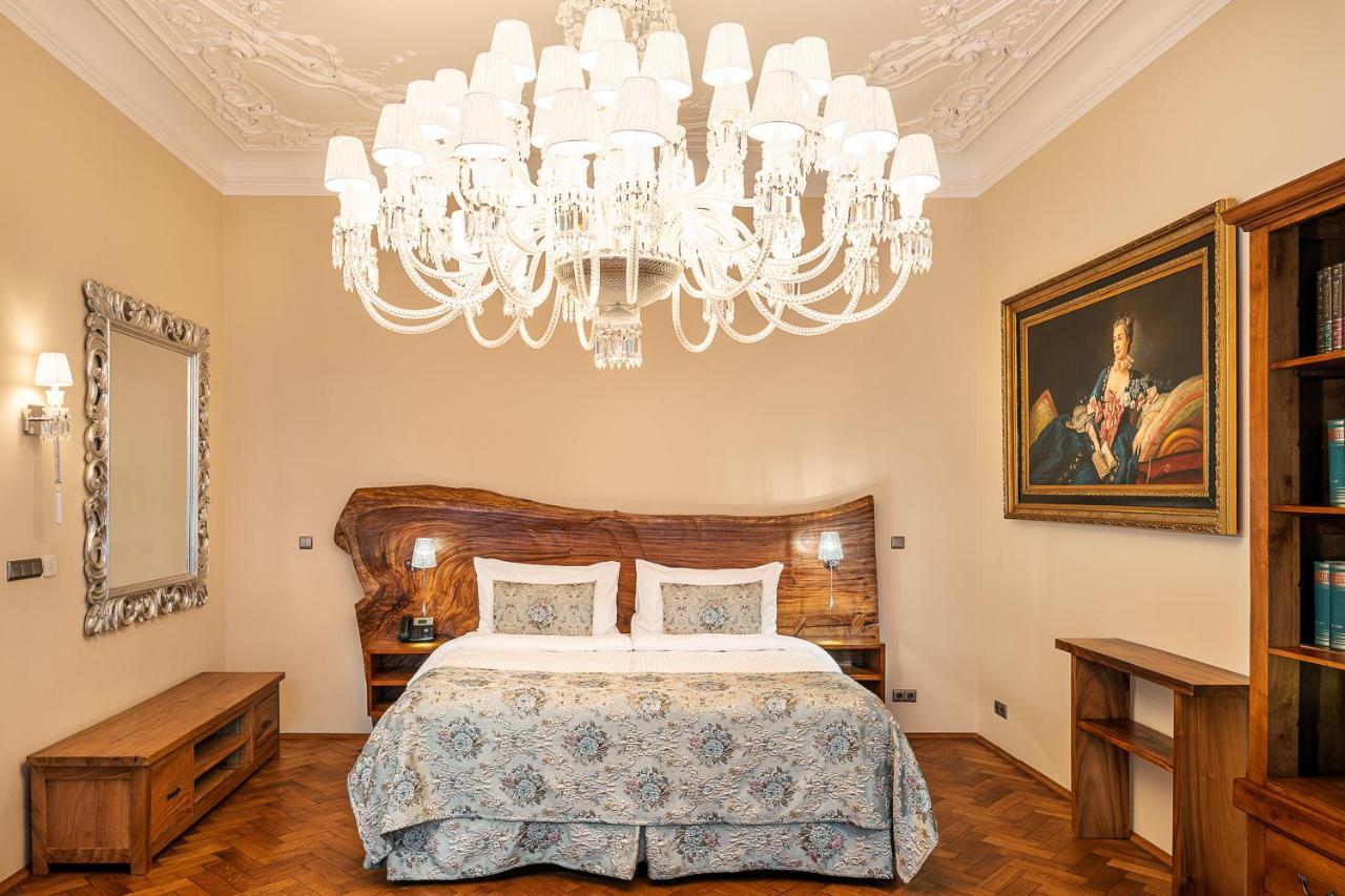 Bhg Apartment