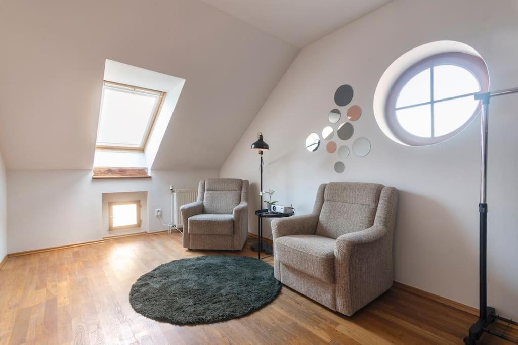 Apartmán 5bd Duplex - Billiard - Cinema - *