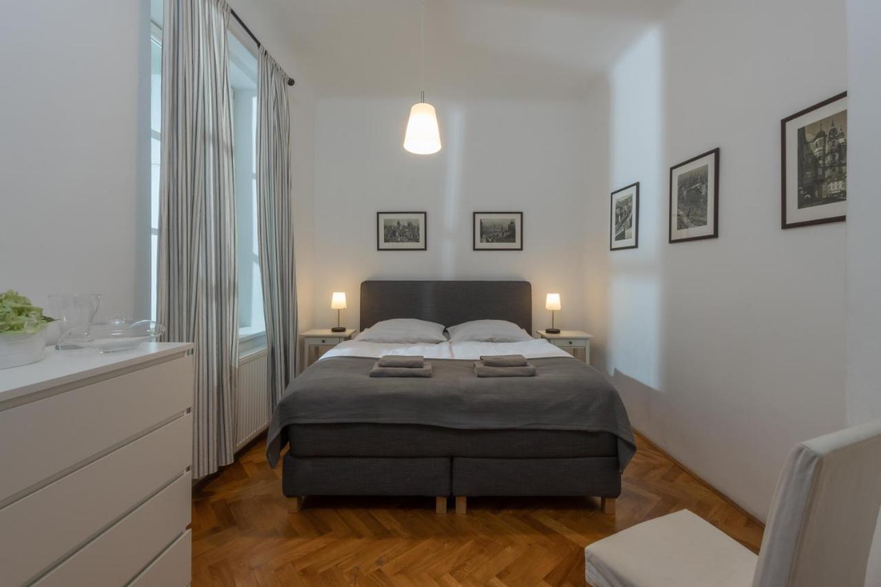 Apartment Carolinum *