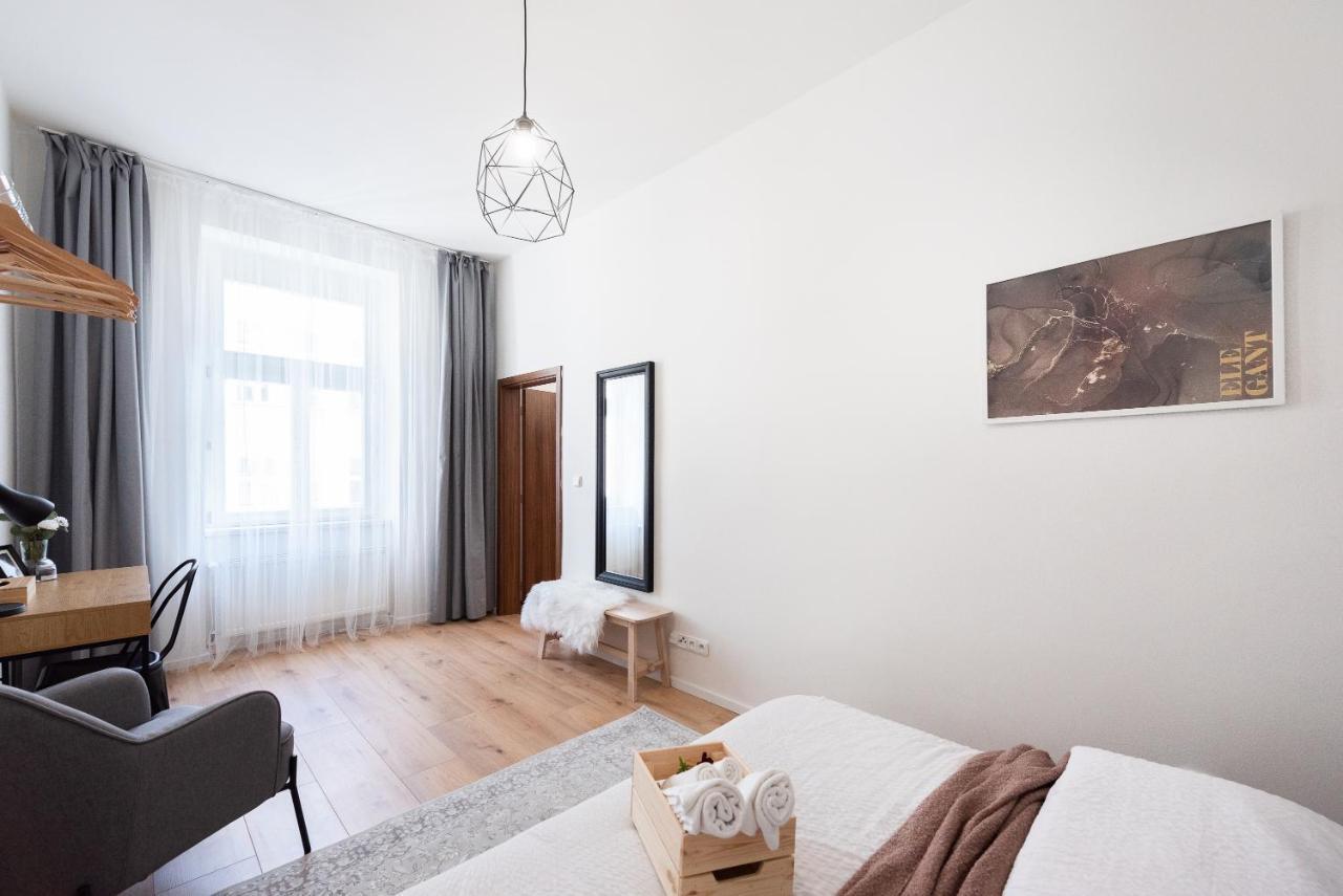 10 Min City Centre 5 People Apartment, Free Coffee Lejlighed *