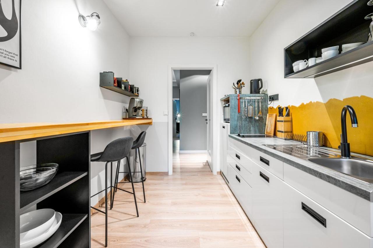 Loong Refresh Old Town Apartment
