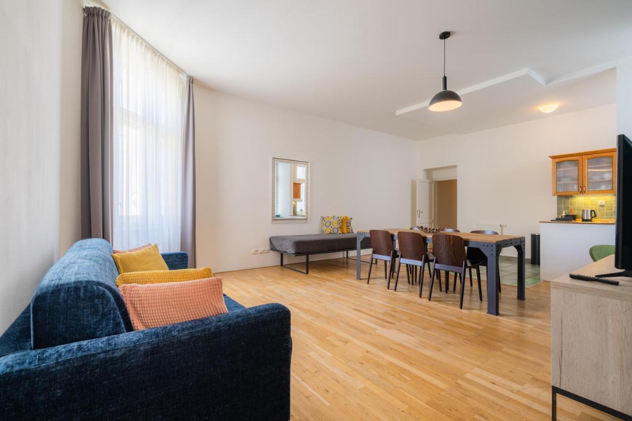 Hotell Ea Melantrich