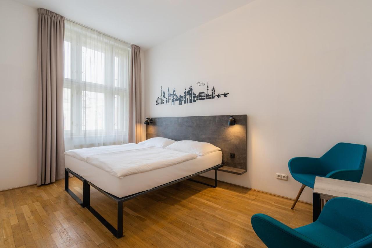 Ea Melantrich Hotell