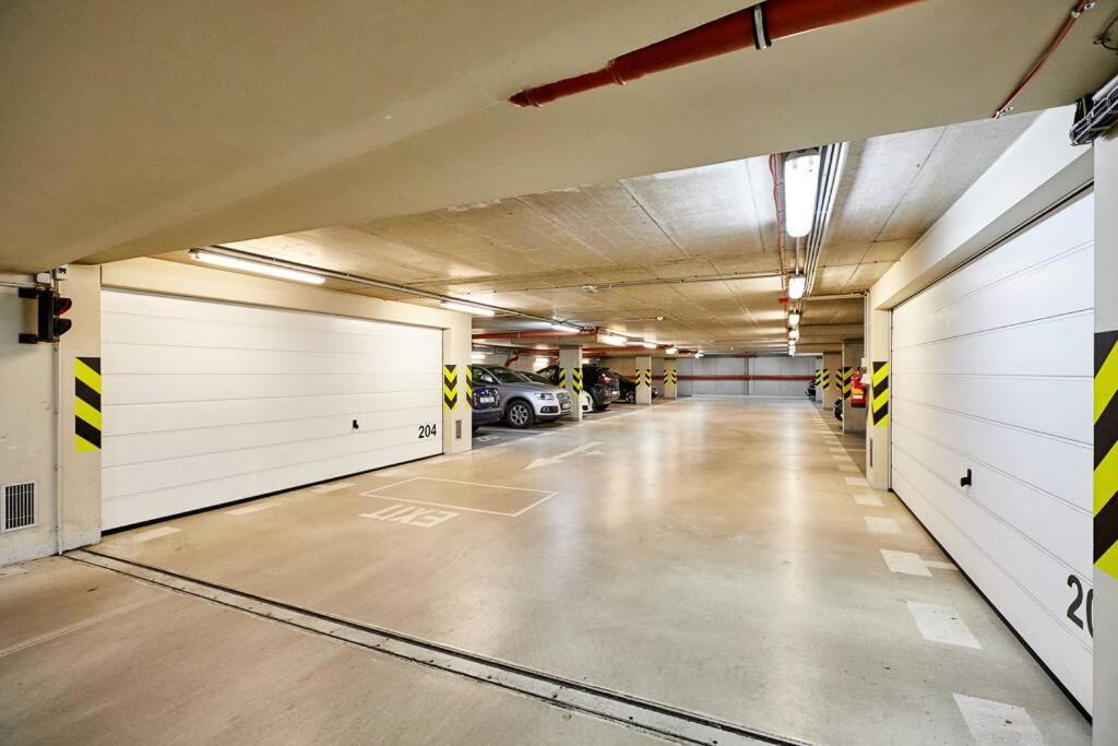 Luxury In And Free Parking *
