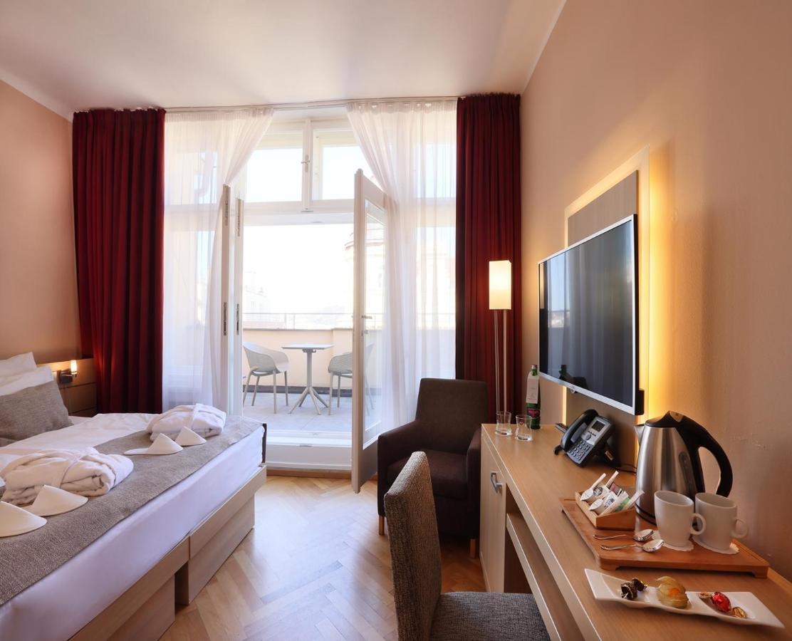 Hotell Amarilis 4*