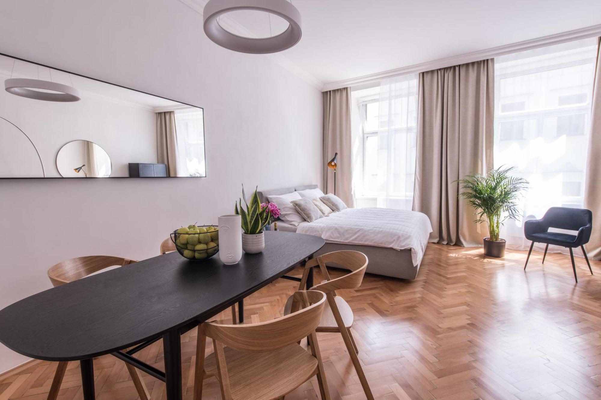 New Design - Location Wenceslas Square Apartment