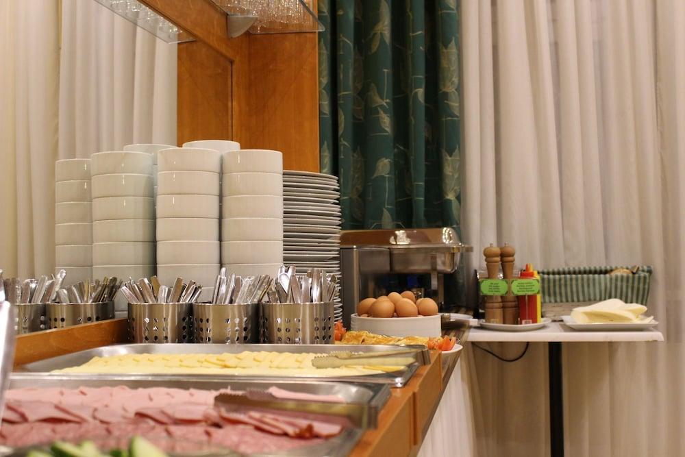 Gallery Sis Hotell Prag
