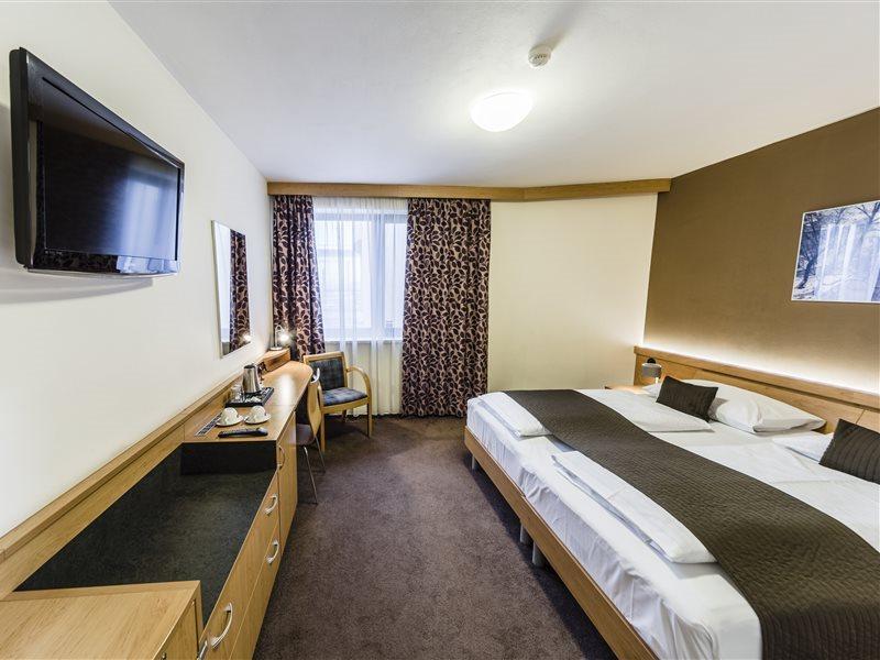 Archibald City Hotel 4*