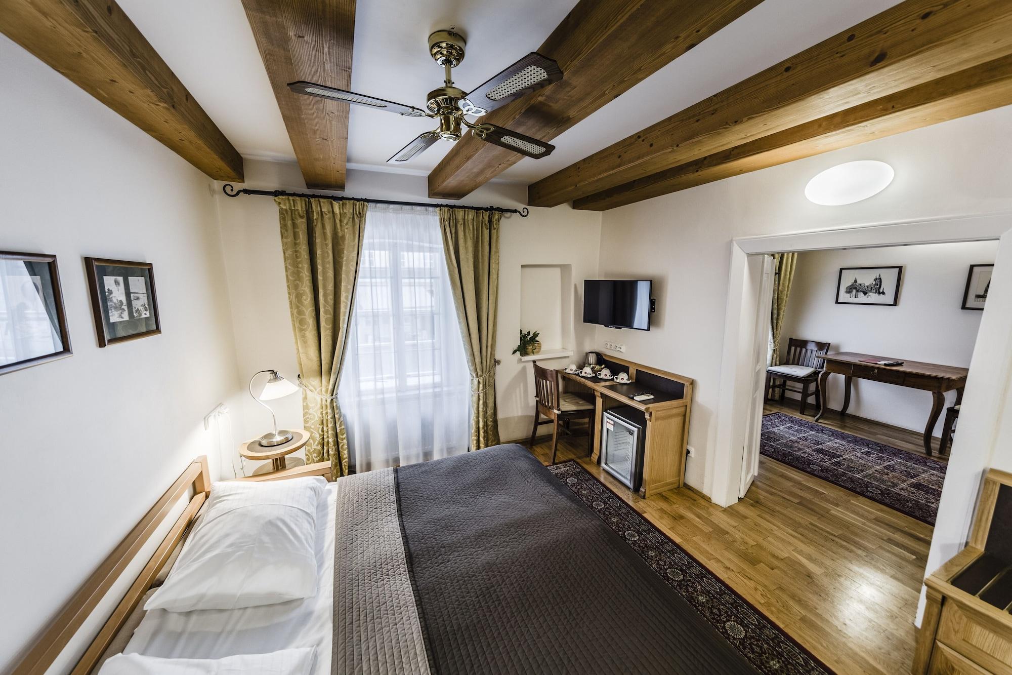 Archibald At The Charles Bridge Hotel 4*