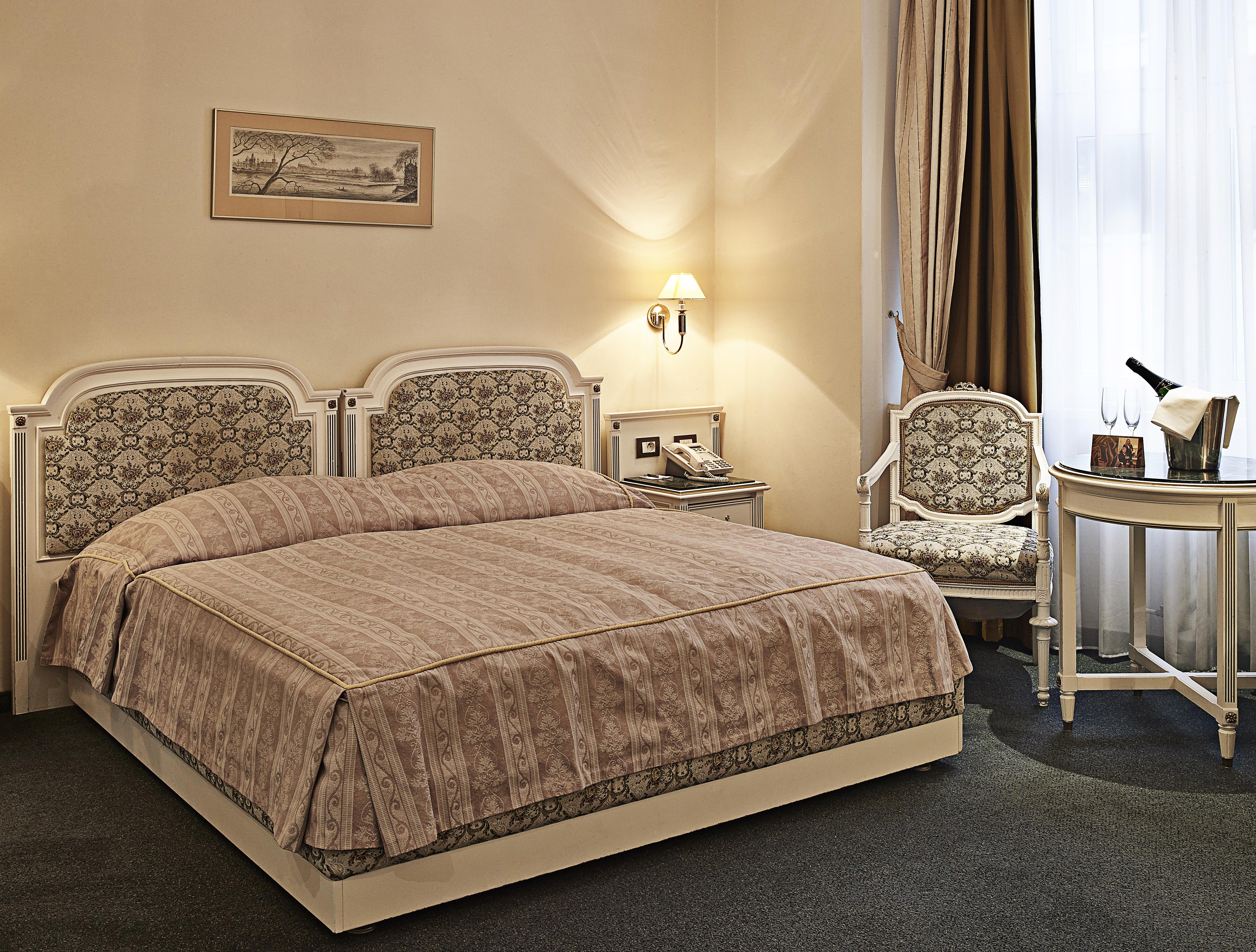 Hotel Ambassador Zlata Husa Prague