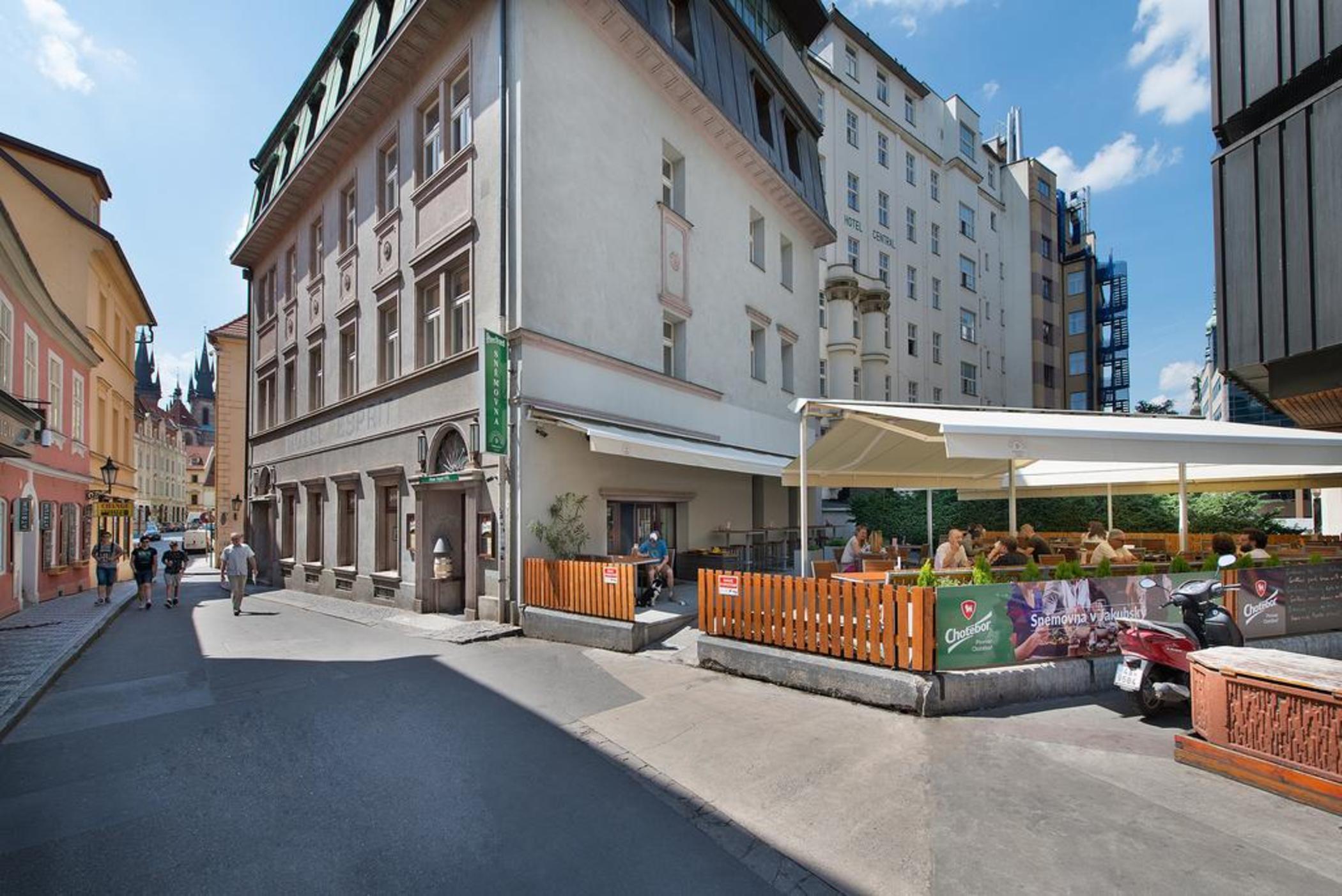 Hotell Ea Royal Esprit