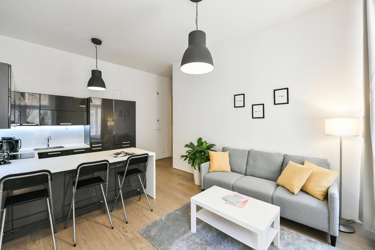 Apartment Klimentska 52