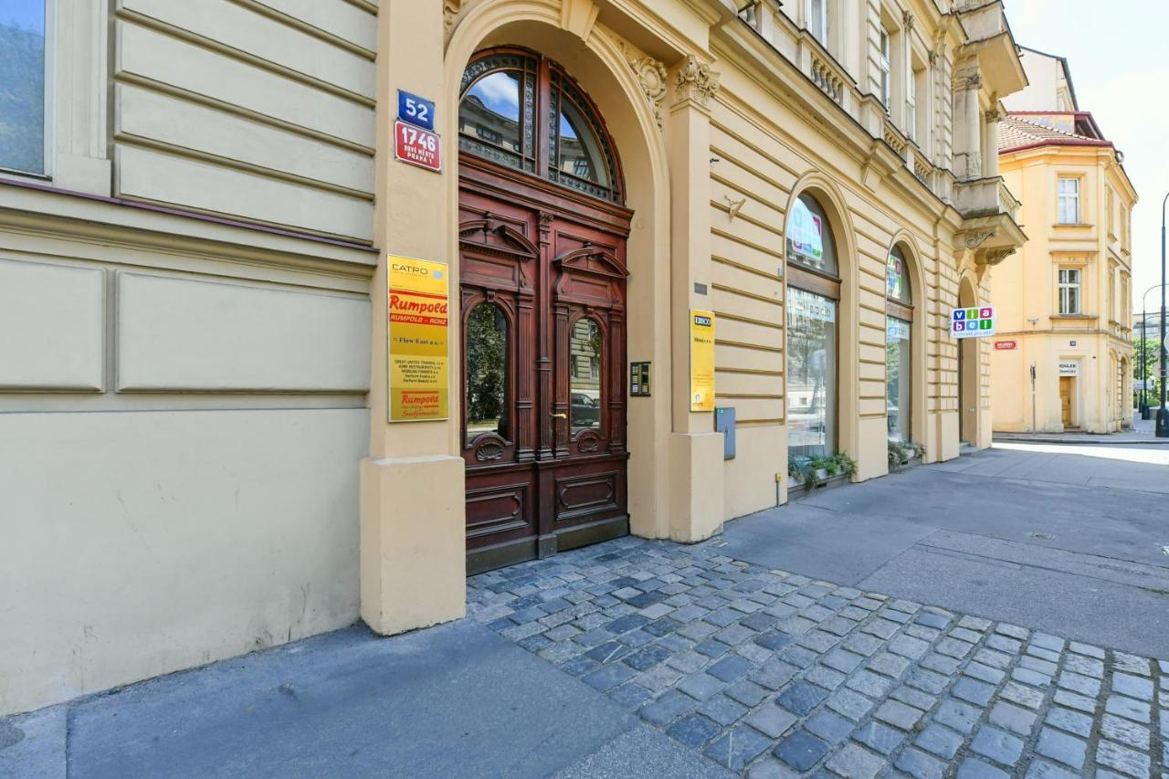 Klimentska 52 * Prag