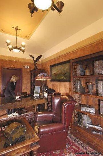 Ea Jeleni Dvur Castle 3* Prag