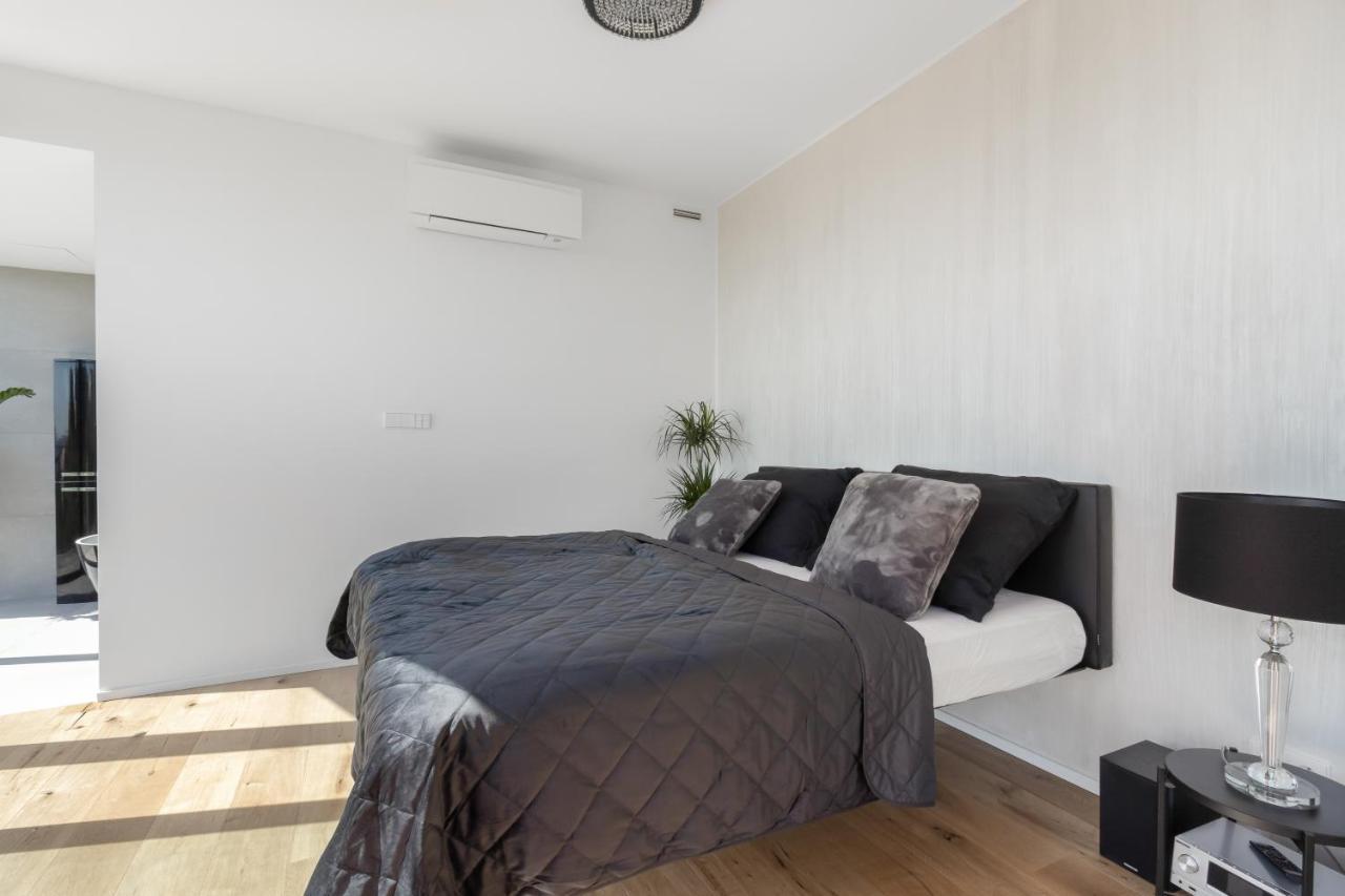 Luxury Penthouse Apartment Prague
