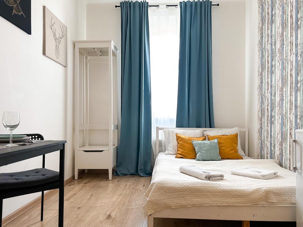 Elso Apartment *