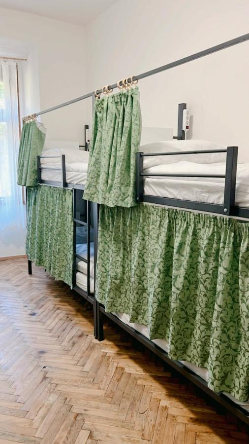 Do-re-mi Hostel