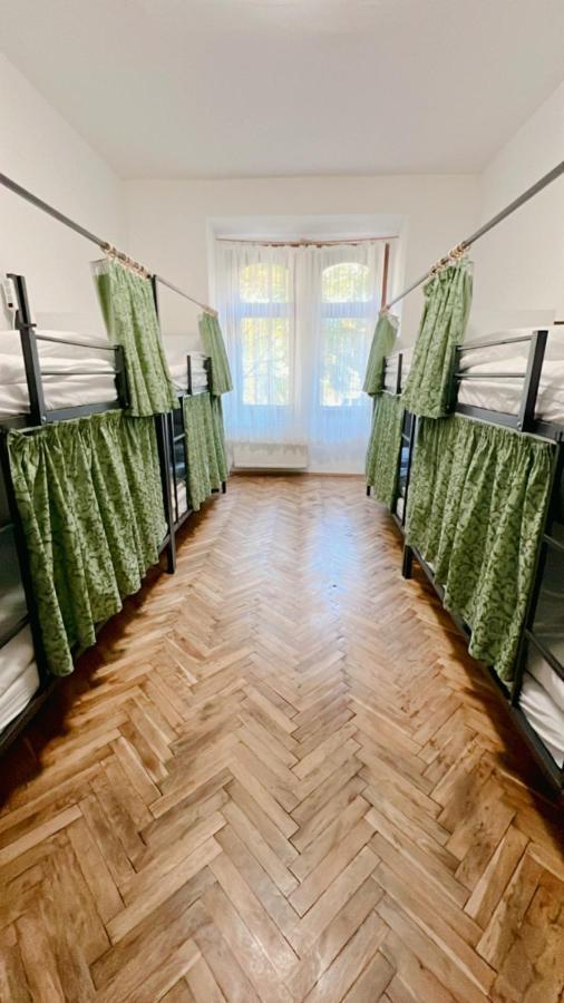 Do-re-mi Hostel *