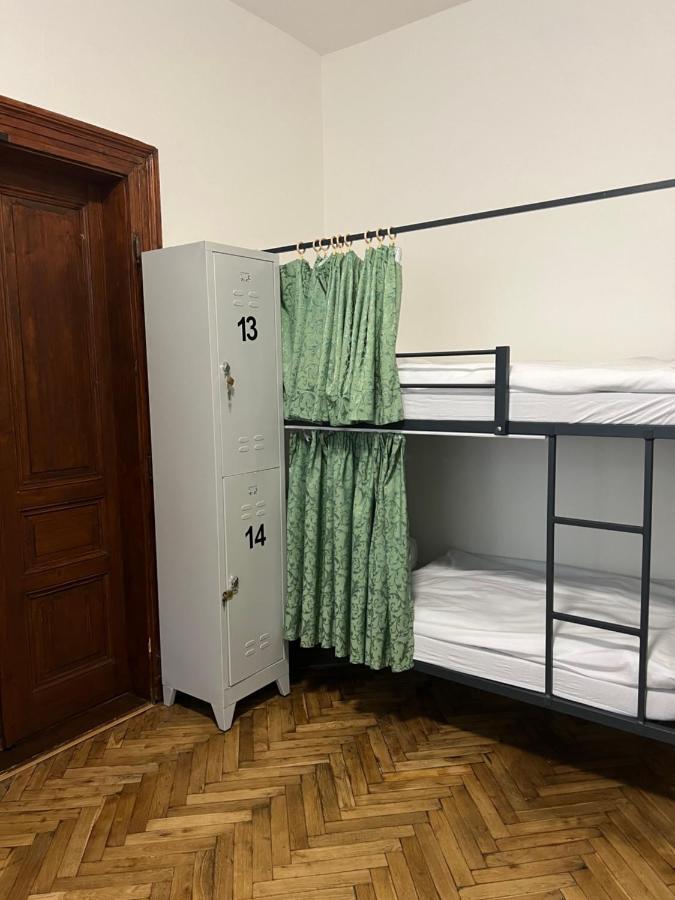 Hostel Do-re-mi *