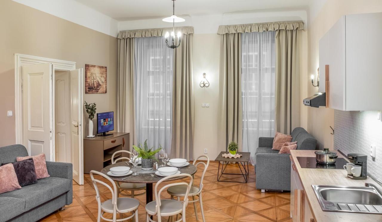 Apartment 6 Continents By Adrez *