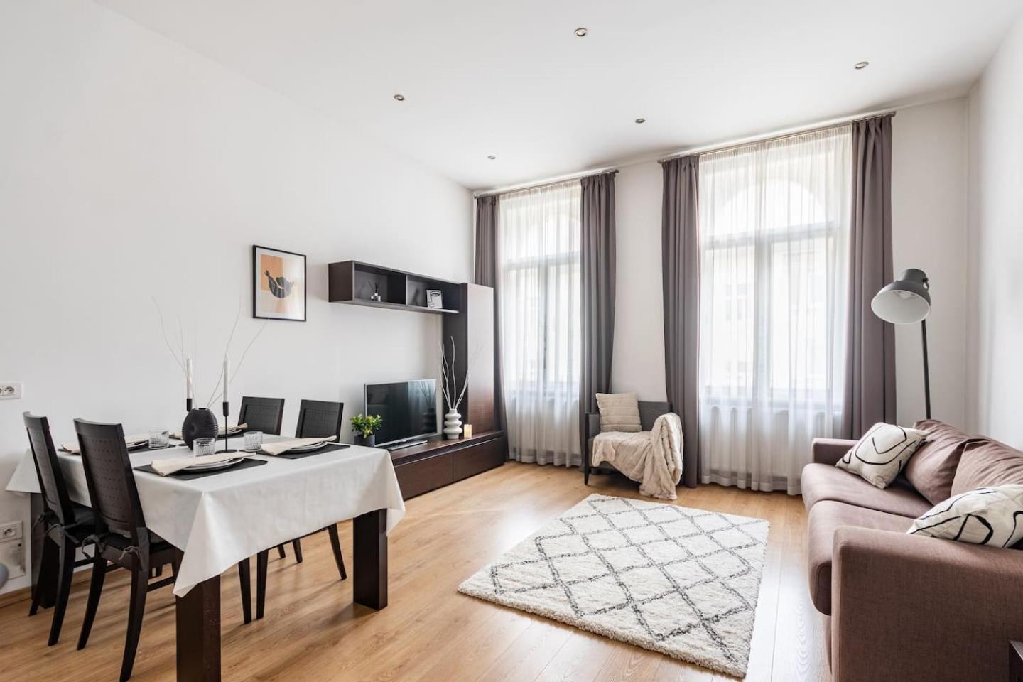 Place Of Grace - 50 Meters From Dancing House * Prag