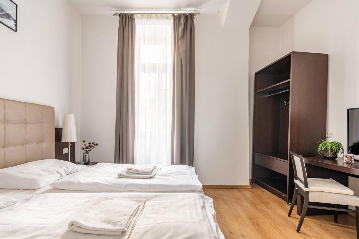 Place Of Grace - 50 Meters From Dancing House Prag