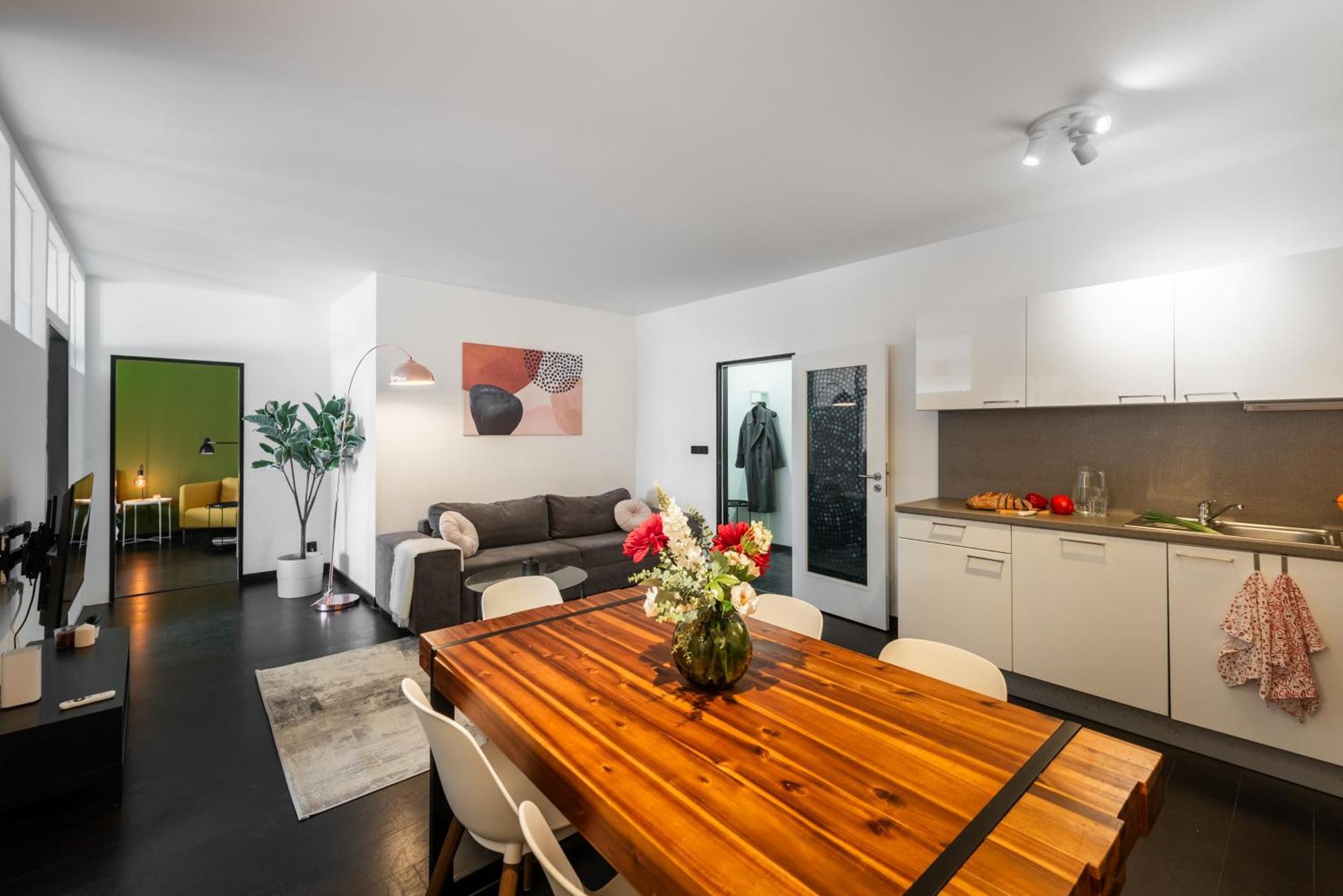 Spacious Near Karlin Square *