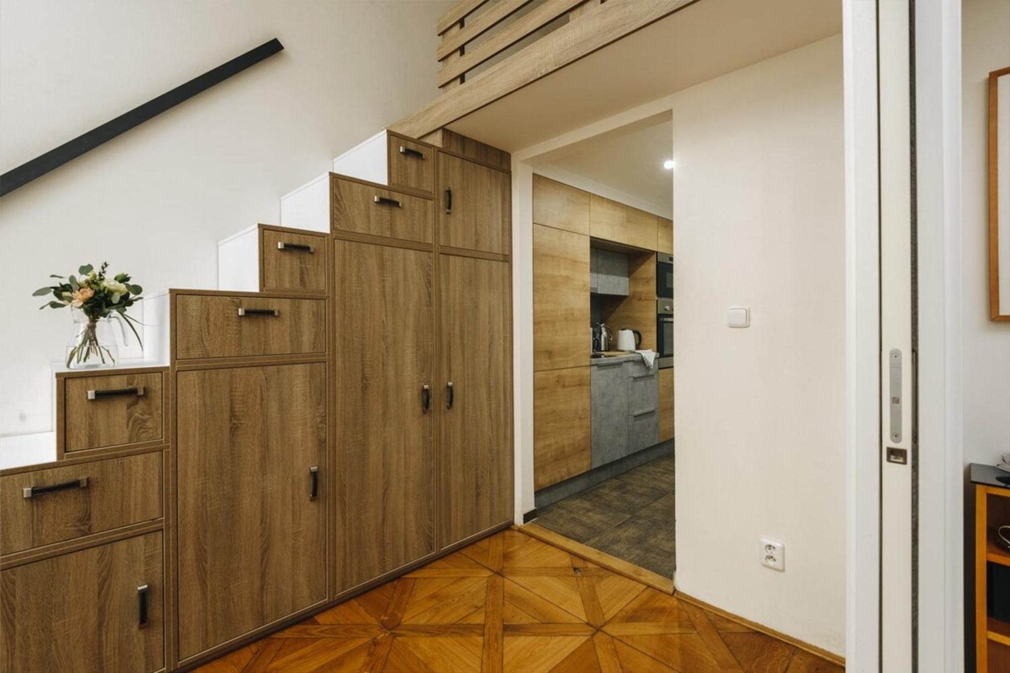 Cozy & Comfortable Walking Anywhere Want Sen Apartment