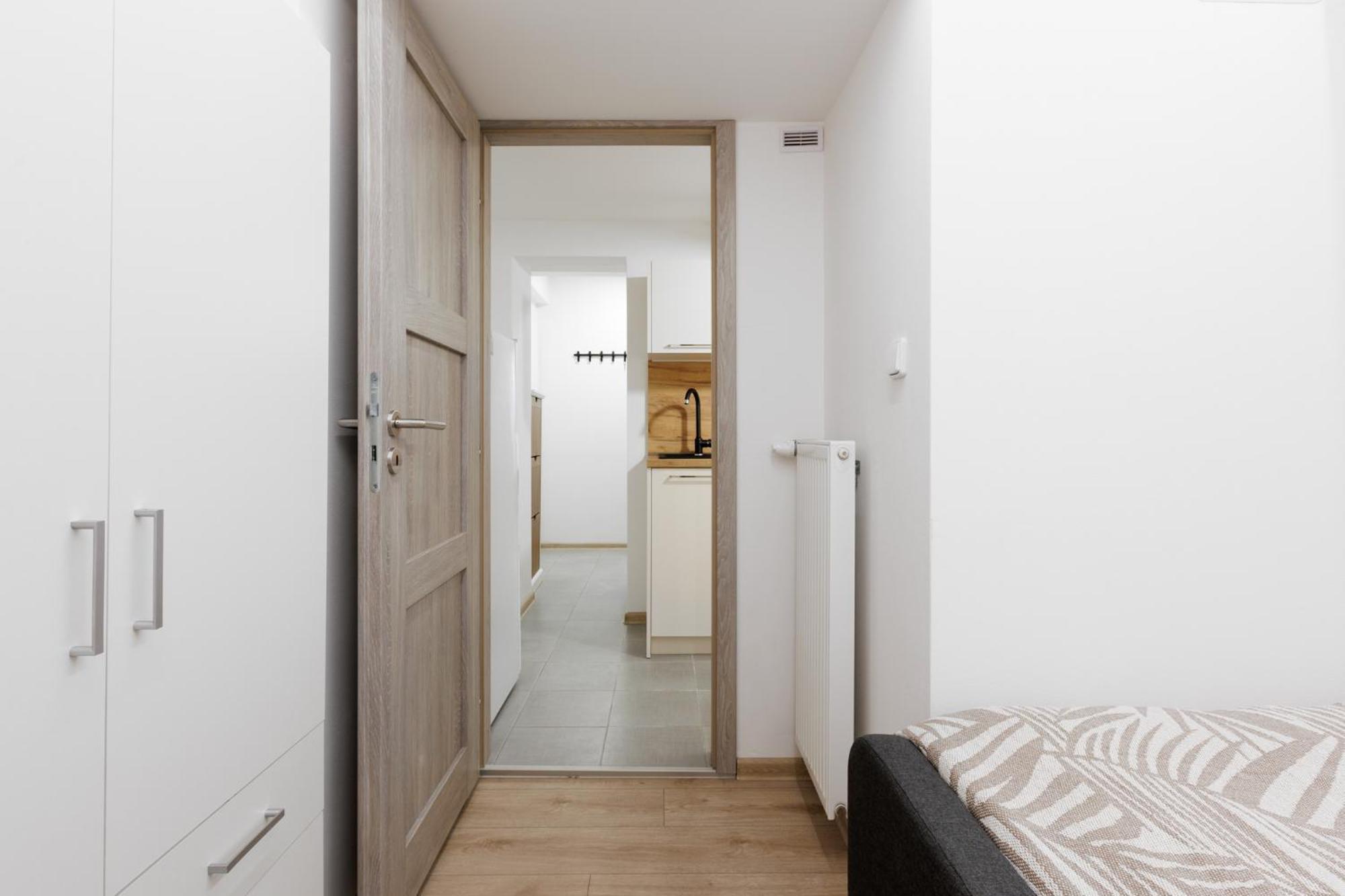 2 Bedrooms Near The Metro Lägenhet