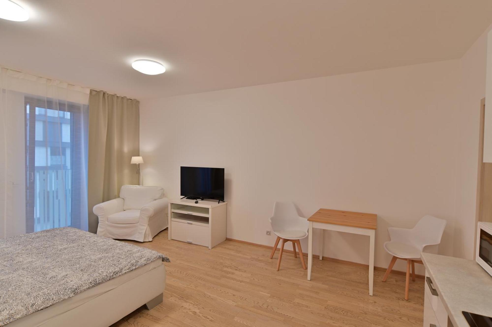 Garden Towers Apartment *