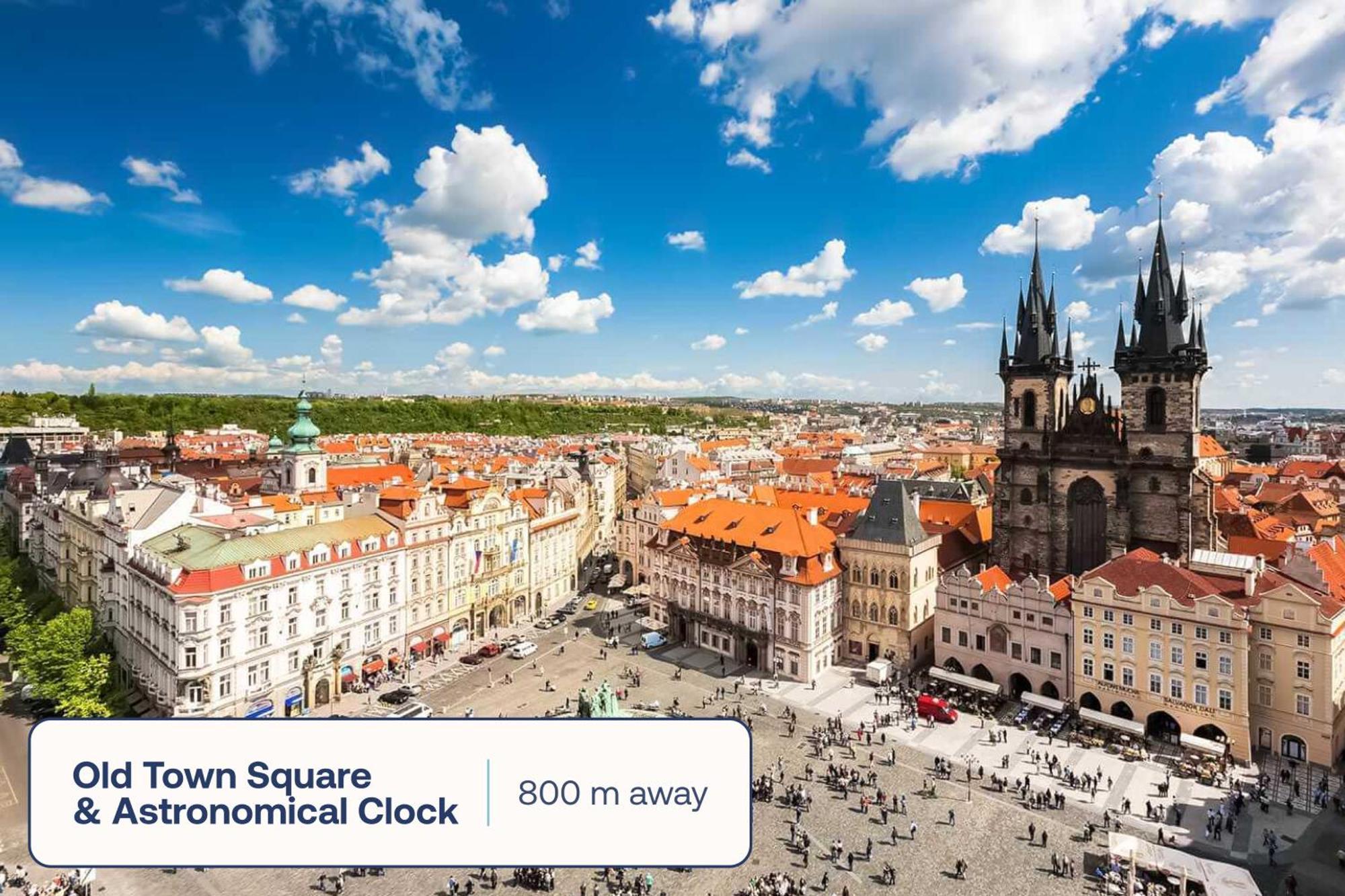 Turnkey I Republic Square * Prag