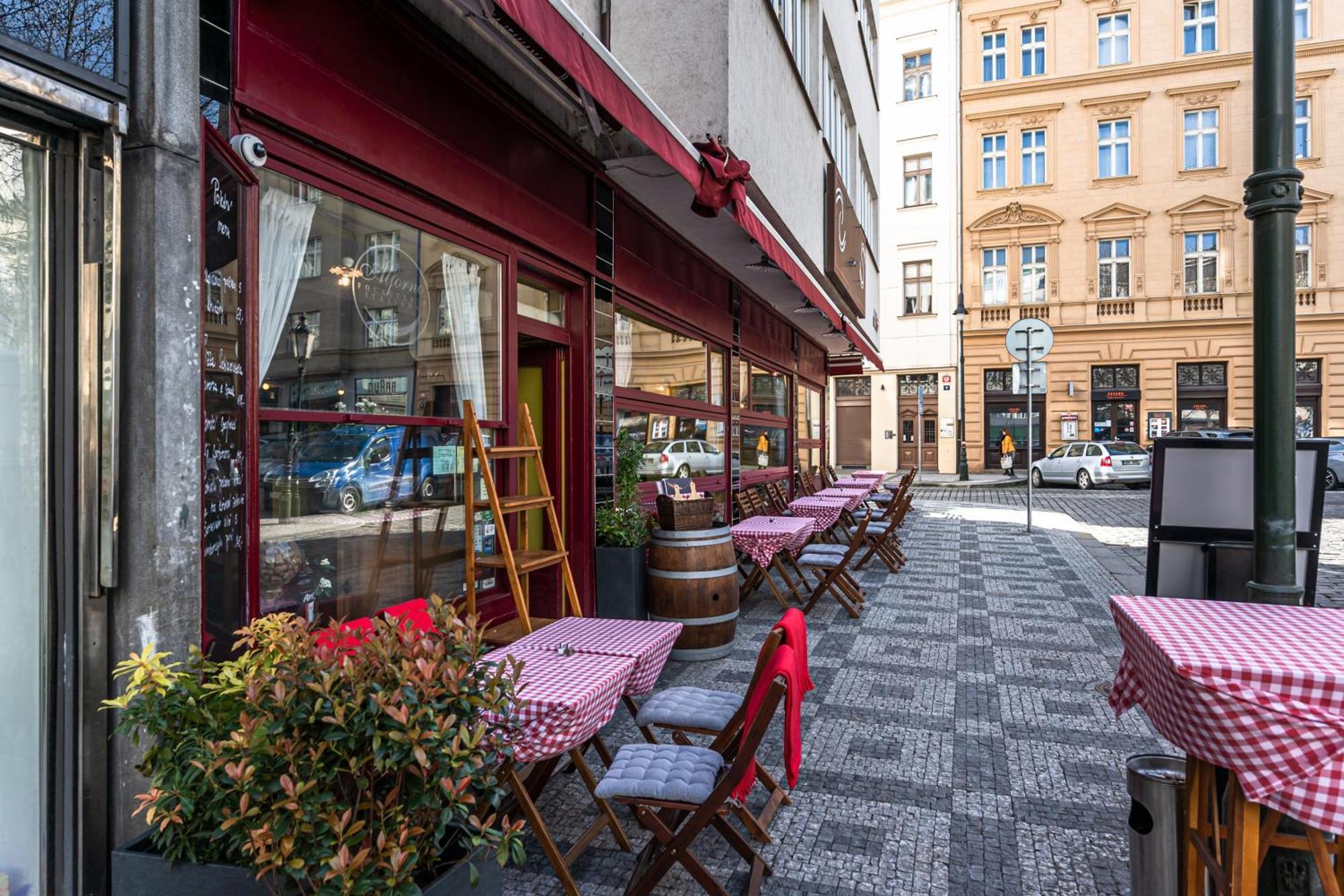 Wishlist Old Residences - Hastalska * Prag