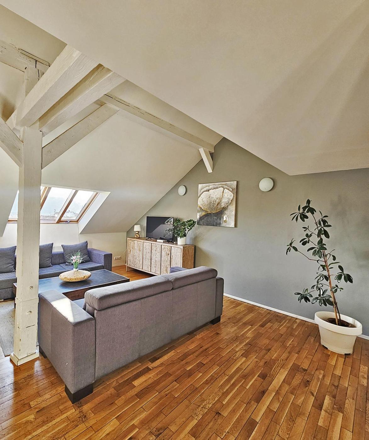 Historic Centre I Apartment *