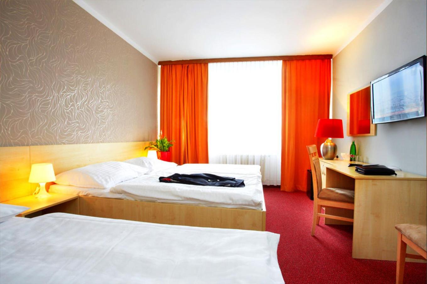 Charles Central Hotel 3*