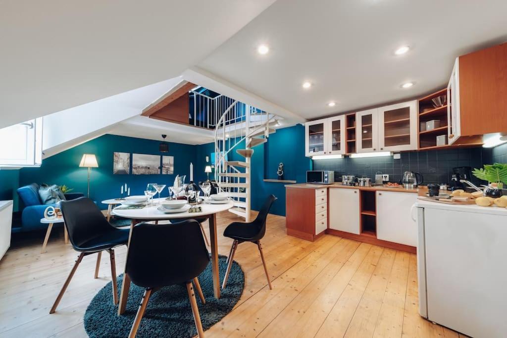 Exclusive 2 Floor Design *