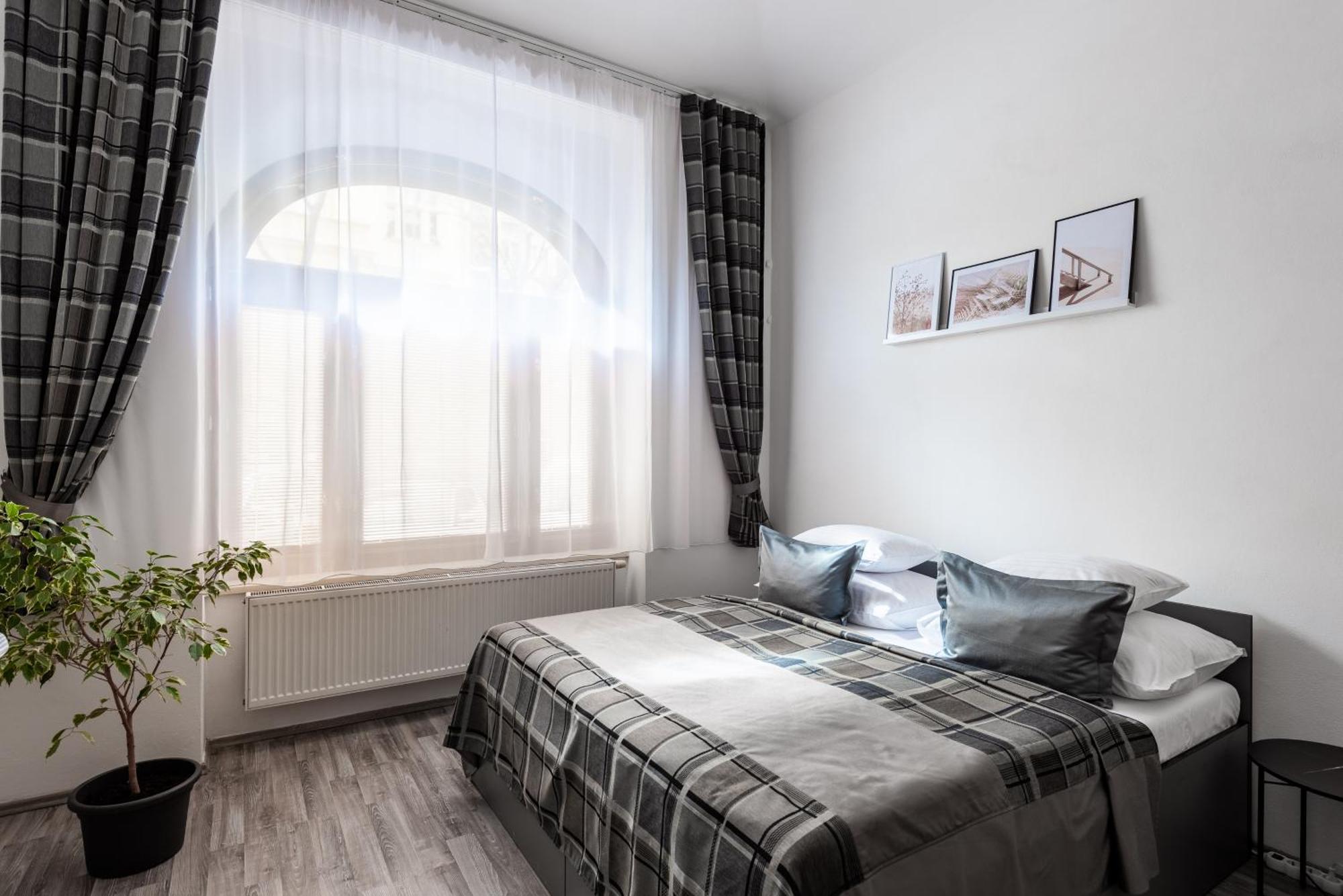 Apartment Lucky Angel Prague-karlin Prag