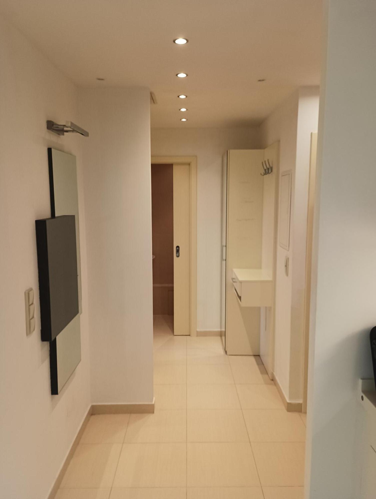 Rum i privatbostad Spacious In 6 Near Center Prag