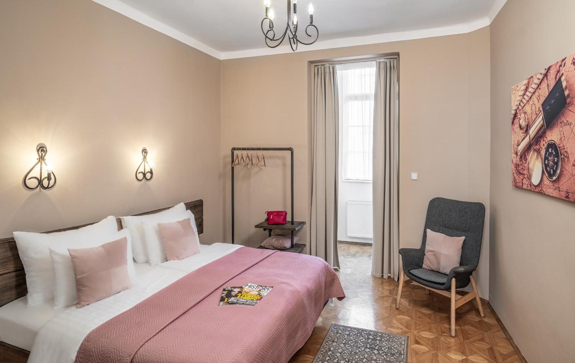 Apartment 6 Continents By Adrez Prague
