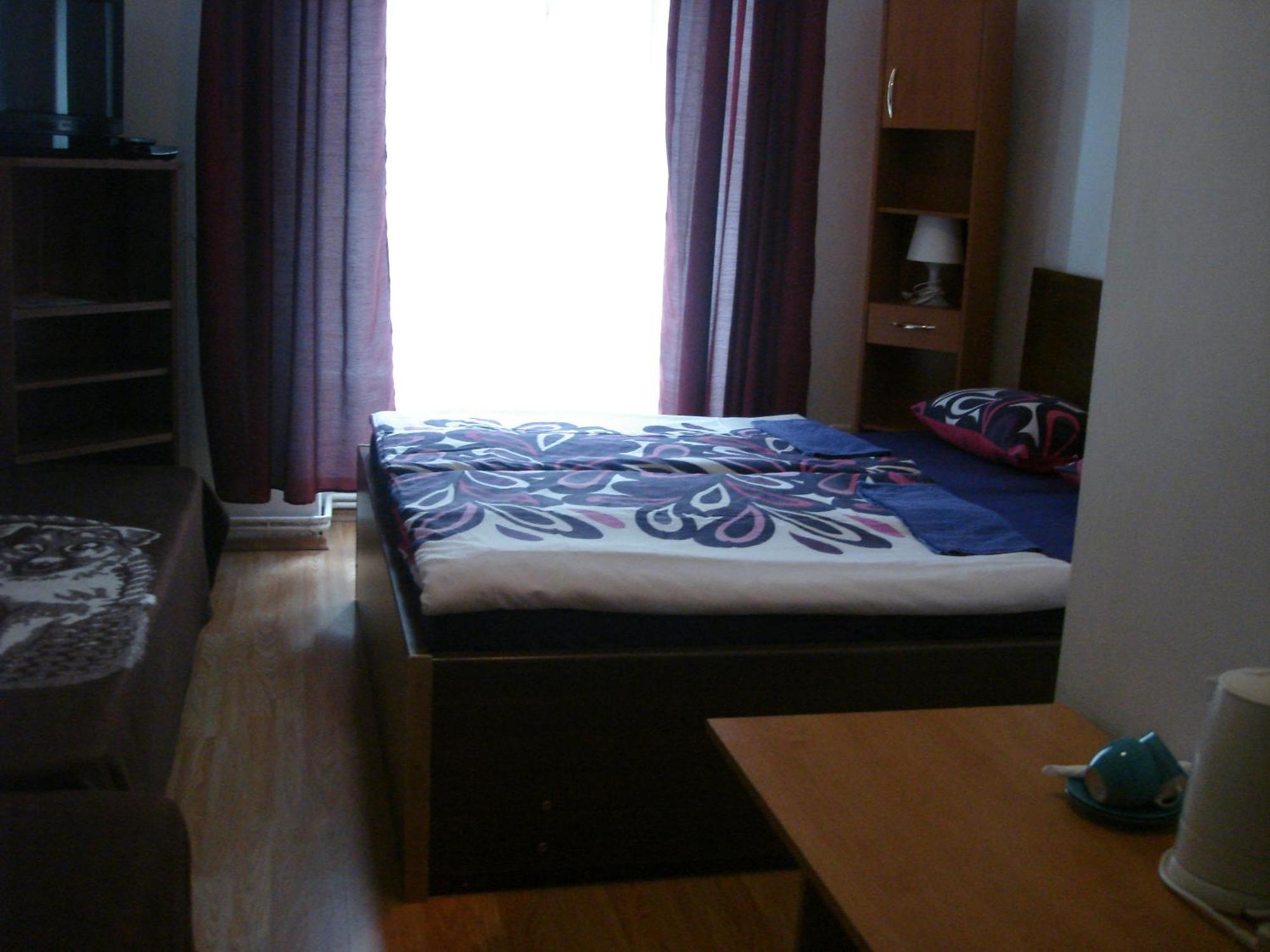 Pensionat Easy Journey Prag