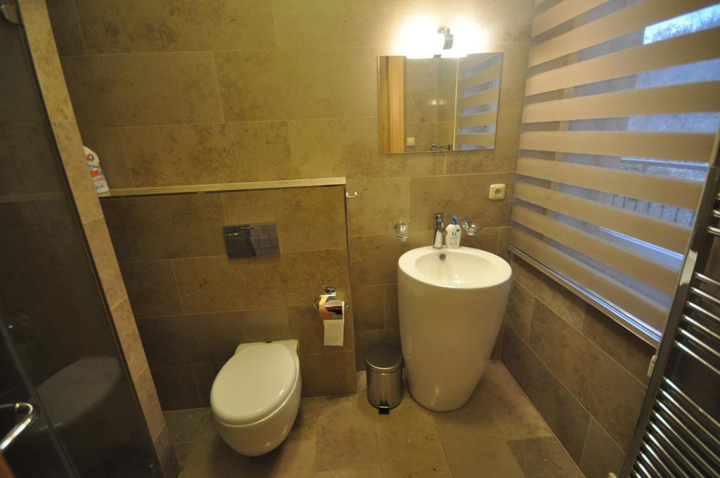 Husitska Apartment *