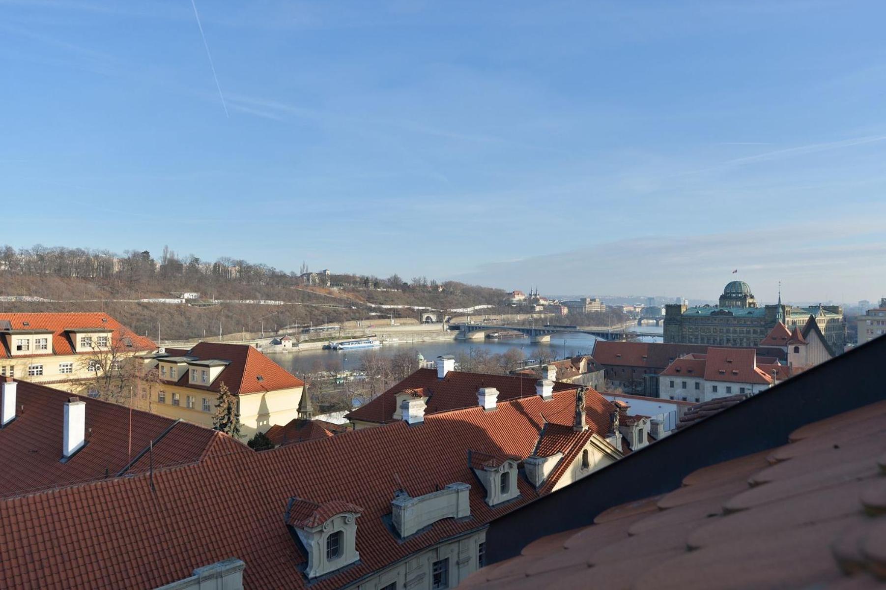 Wishlist Residences - Old Town Square *