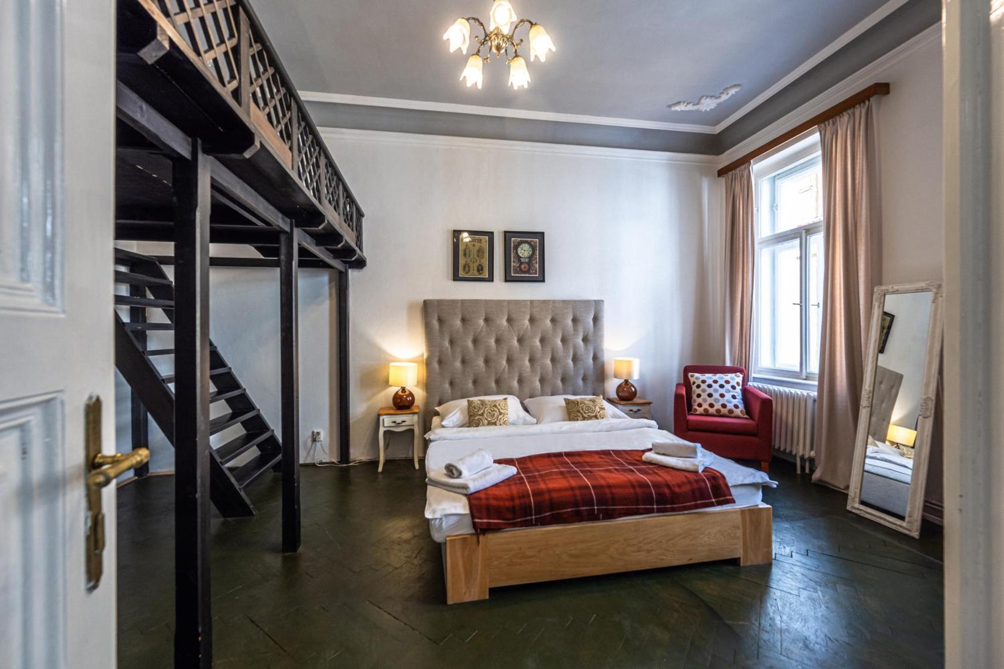 Wishlist Residences - Old Town Square *