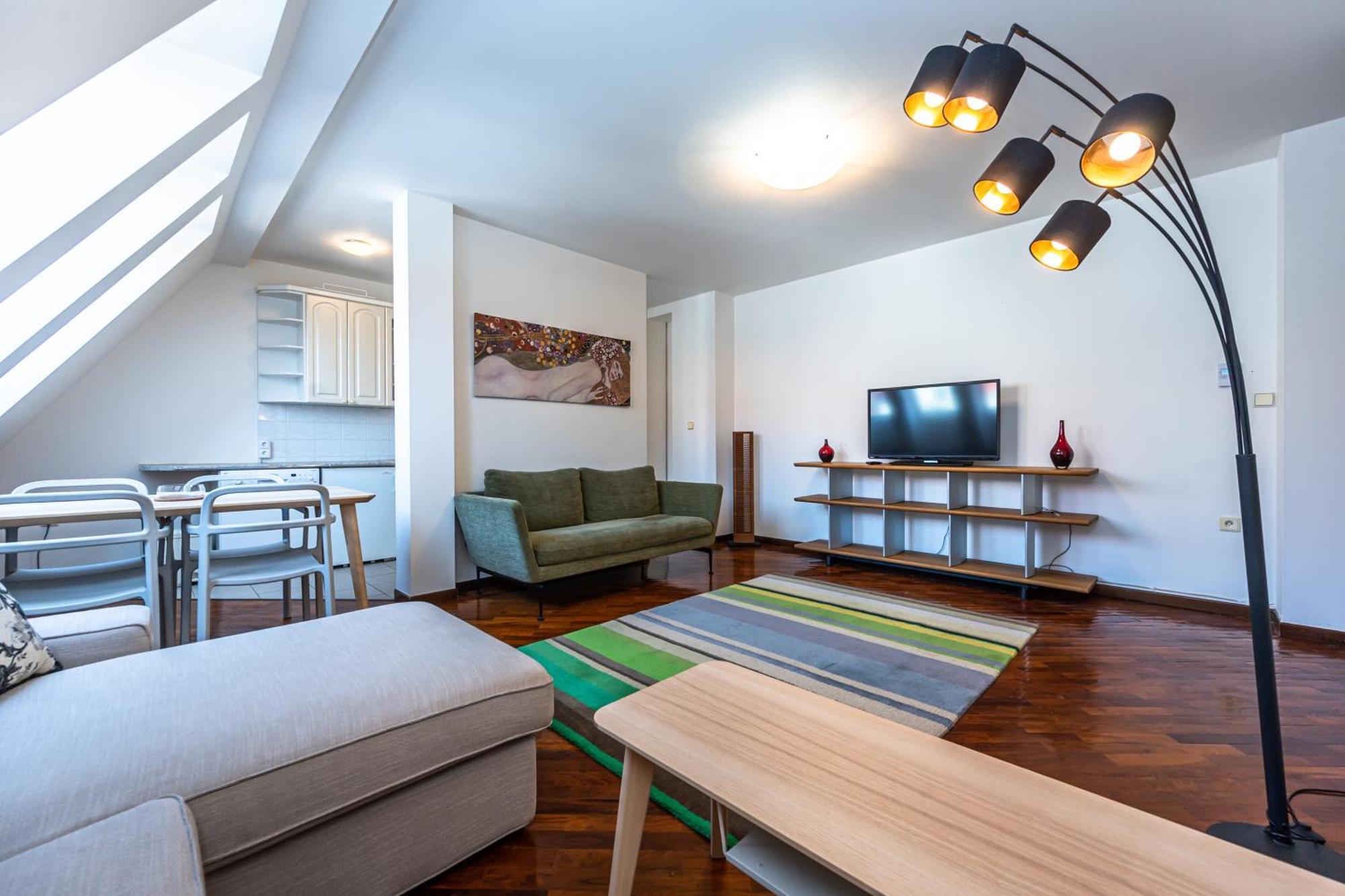 Wishlist Residences - Old Town Square Praha
